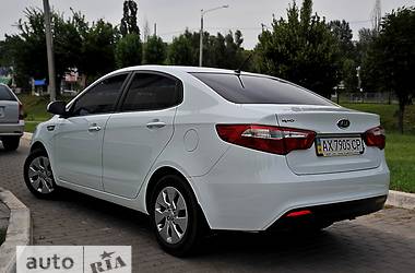 Седан Kia Rio 2012 в Харькове