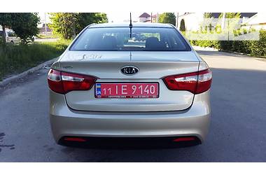 Седан Kia Rio 2012 в Белой Церкви