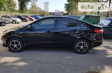 Седан Kia Rio 2011 в Києві