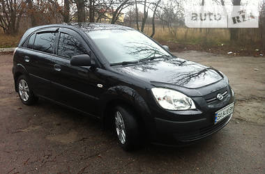 Хэтчбек Kia Rio 2009 в Кропивницком