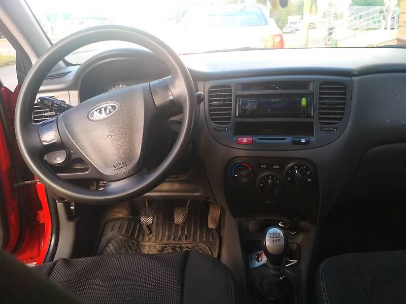 Хетчбек Kia Rio 2007 в Івано-Франківську