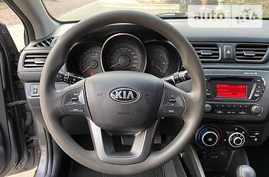 Седан Kia Rio 2013 в Киеве