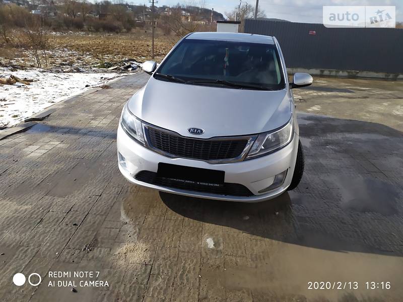 Седан Kia Rio 2012 в 