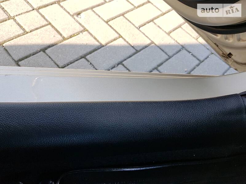 Седан Kia Rio 2013 в Запоріжжі