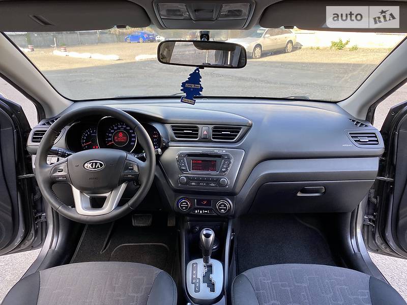 Седан Kia Rio 2011 в Києві