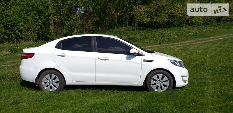 Седан Kia Rio 2014 в Луцьку