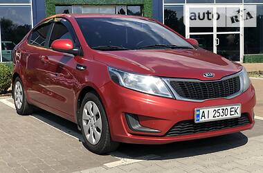 Седан Kia Rio 2013 в Києві