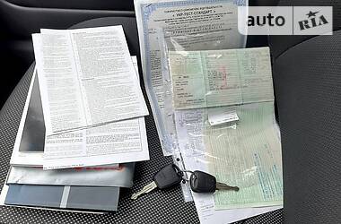 Хетчбек Kia Rio 2008 в 