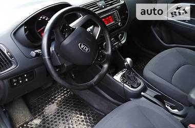 Седан Kia Rio 2017 в 