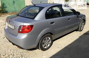 Седан Kia Rio 2011 в Днепре