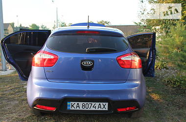 Хэтчбек Kia Rio 2011 в Киеве