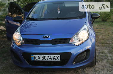 Хэтчбек Kia Rio 2011 в Киеве