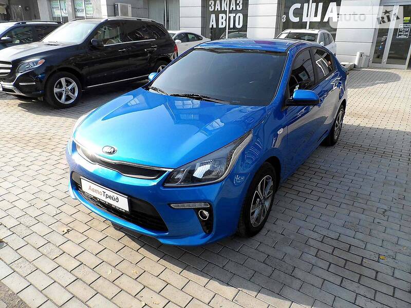 Седан Kia Rio 2018 в Харькове