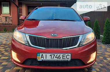 Седан Kia Rio 2013 в Киеве