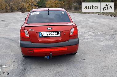 Седан Kia Rio 2008 в Новой Каховке