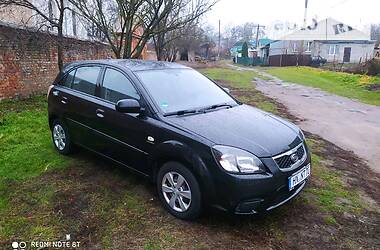 Хэтчбек Kia Rio 2010 в Ровно