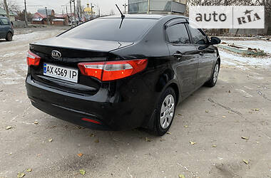 Седан Kia Rio 2013 в Харькове