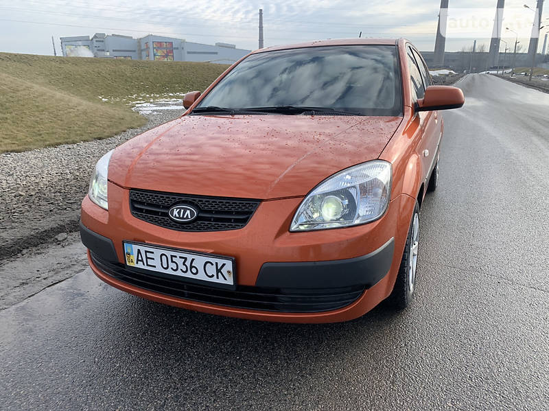 Хэтчбек Kia Rio 2008 в Днепре