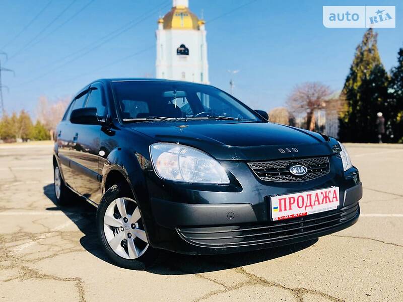 Хэтчбек Kia Rio 2008 в Кривом Роге