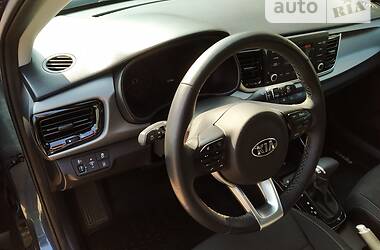Хэтчбек Kia Rio 2020 в 