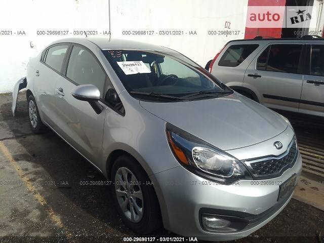 Седан Kia Rio 2013 в Киеве