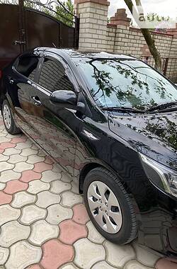 Седан Kia Rio 2013 в Херсоне