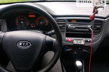 Хэтчбек Kia Rio 2007 в Немирове