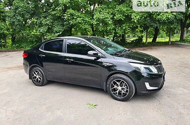 Седан Kia Rio 2012 в Виннице