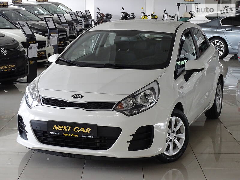 Хэтчбек Kia Rio 2015 в Киеве