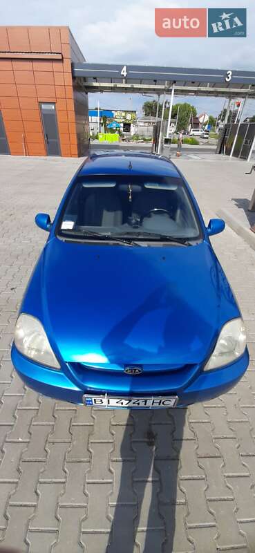 Хетчбек Kia Rio 2004 в Гадячі