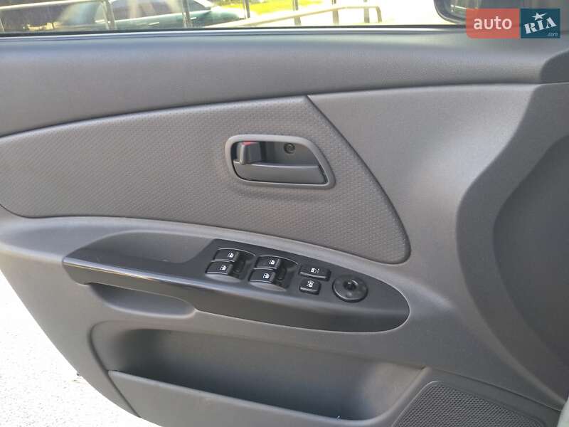 Седан Kia Rio 2011 в Броварах