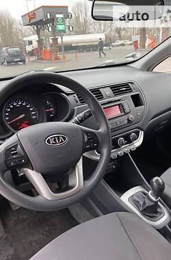 Хэтчбек Kia Rio 2012 в Черкассах