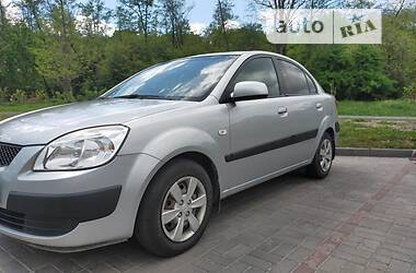 Седан Kia Rio 2008 в Львове
