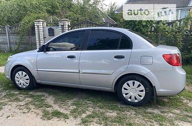 Седан Kia Rio 2011 в Бердичеве