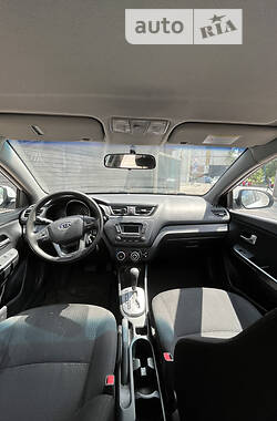 Седан Kia Rio 2012 в Киеве