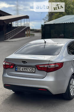 Седан Kia Rio 2012 в 