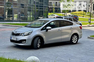 Седан Kia Rio 2012 в 