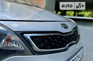 Седан Kia Rio 2012 в 