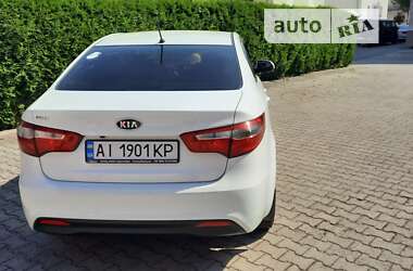 Седан Kia Rio 2012 в Львові