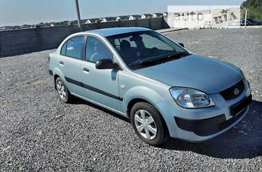 Седан Kia Rio 2008 в Рівному