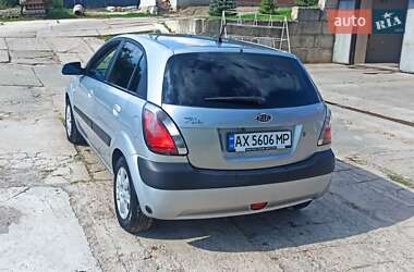 Хэтчбек Kia Rio 2007 в Богодухове