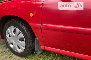 Седан Kia Rio 2002 в 