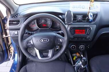 Седан Kia Rio 2012 в Белой Церкви