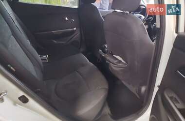 Седан Kia Rio 2013 в Украинке