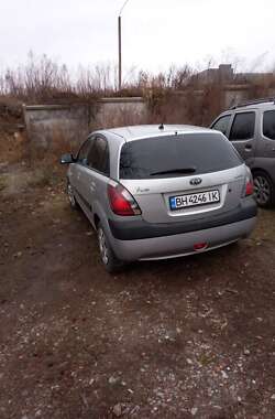 Хэтчбек Kia Rio 2009 в Одессе