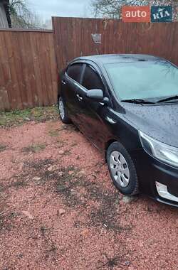 Седан Kia Rio 2012 в Вышгороде