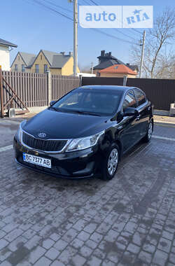 Седан Kia Rio 2012 в Львове