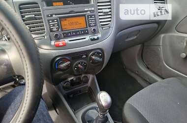 Седан Kia Rio 2009 в Киеве