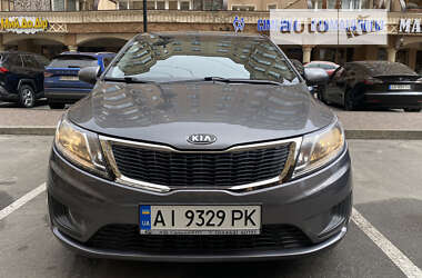 Седан Kia Rio 2012 в Вишневом