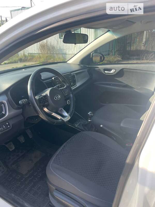 Хетчбек Kia Rio 2017 в Харкові фото 8 Хетчбек Kia Rio 2017 в Харкові